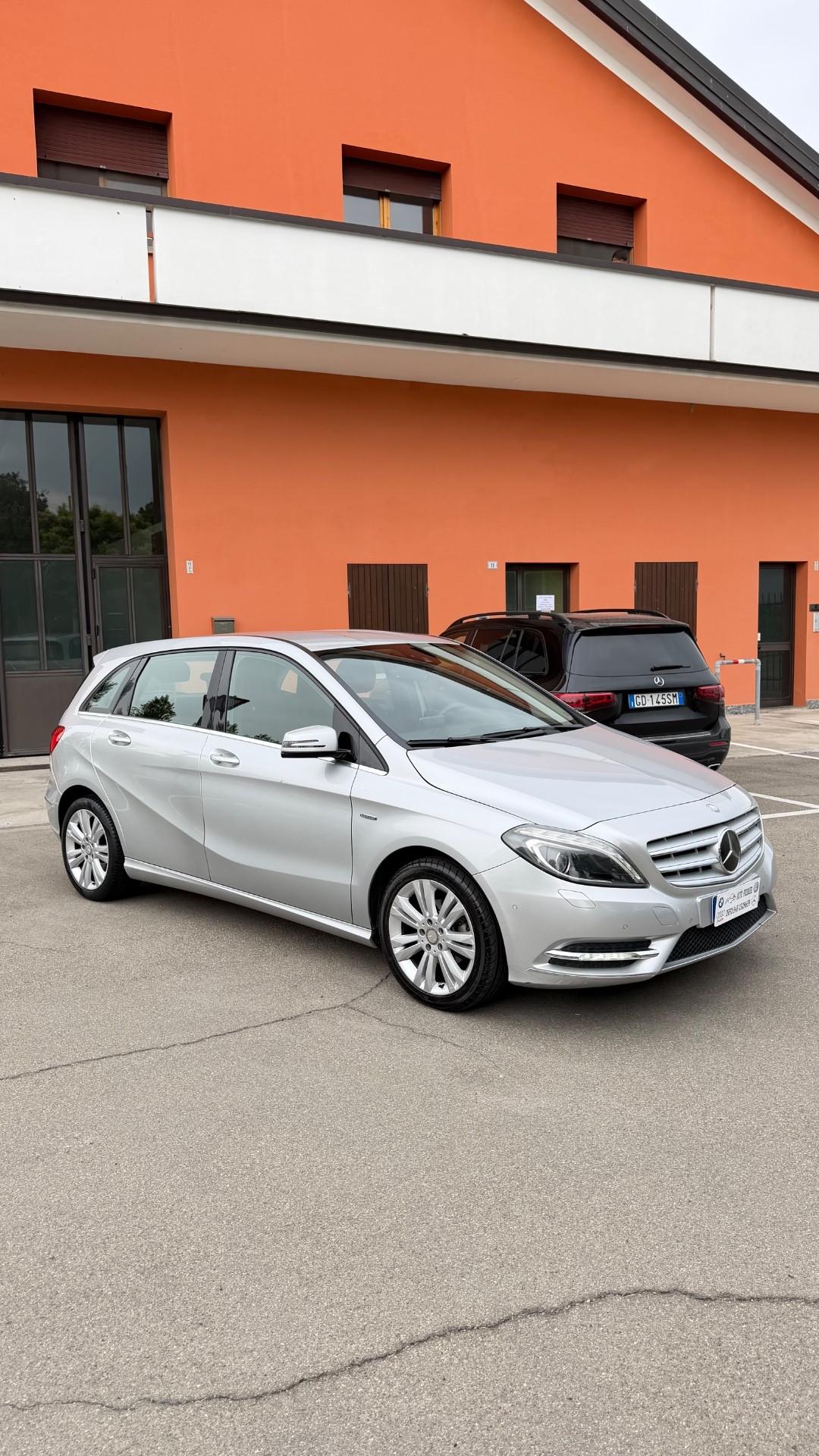 Mercedes-benz B 180 CDI BlueEFFICIENCY Executive
