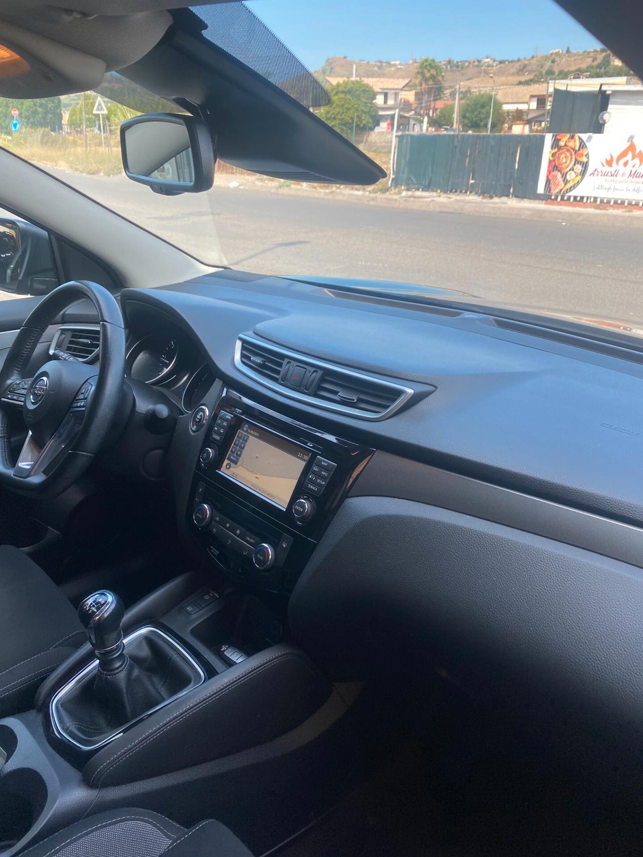 Nissan Qashqai 1.5 dCi N-Connecta