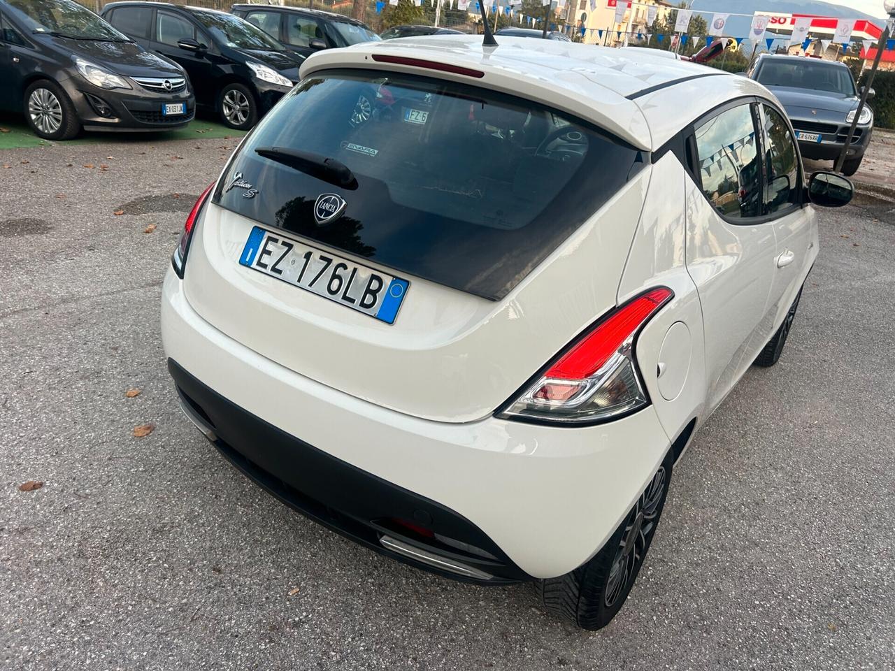 "UNA CHICCA" Lancia Ypsilon 1.2 69 CV 5 porte GPL Edition