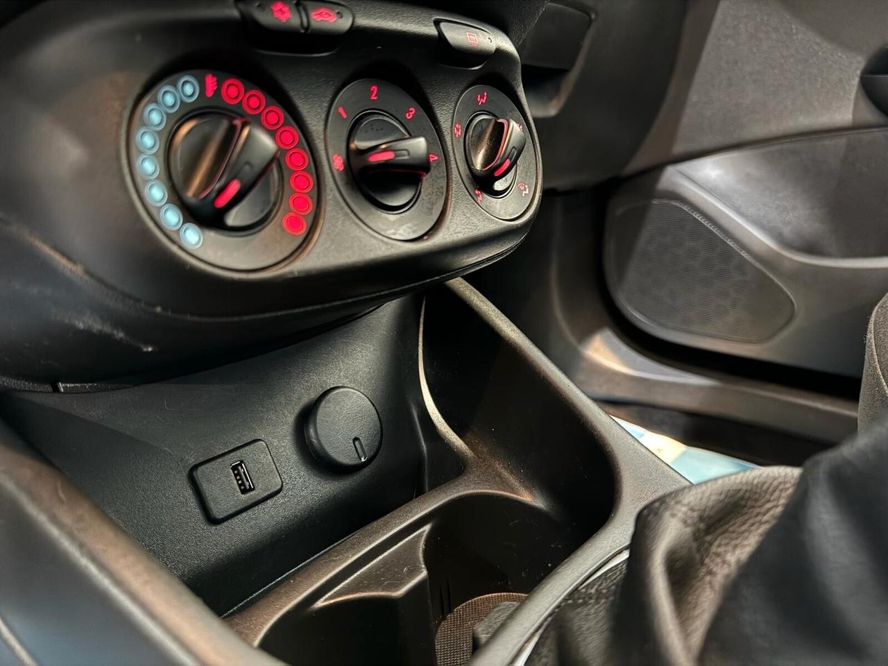 opel corsa 1.2 benzina