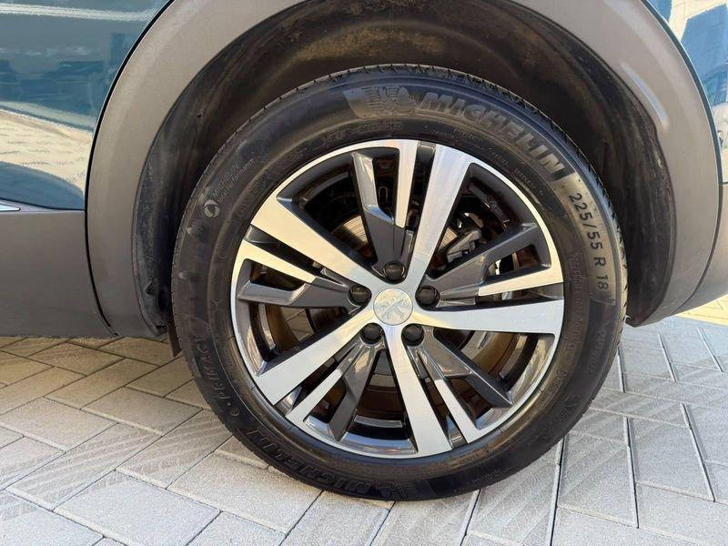 Peugeot 3008 Hybrid 225 e-EAT8 Allure Pack
