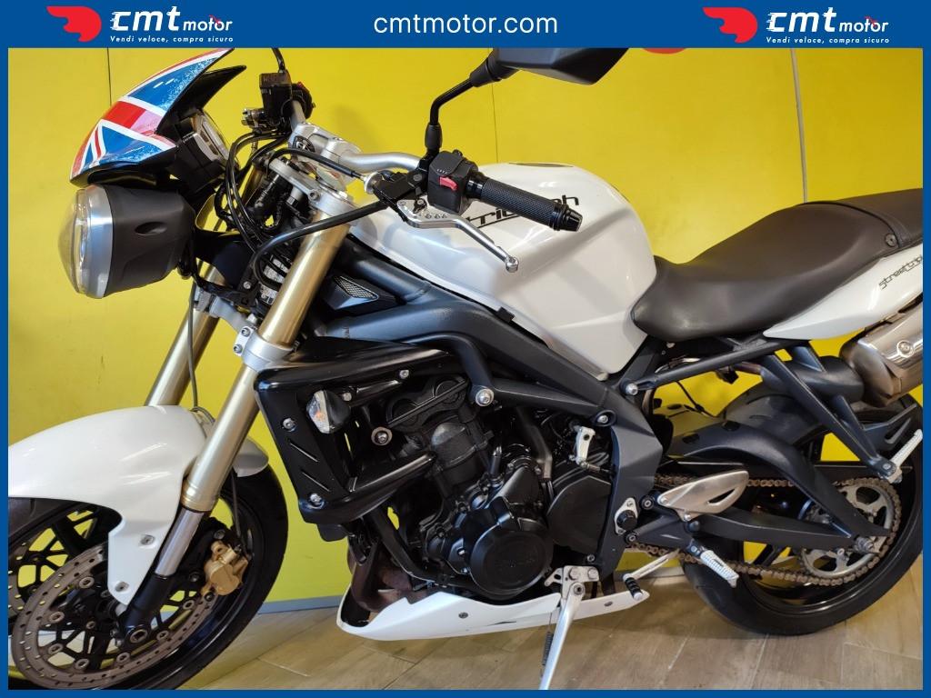 Triumph Street Triple - 2012