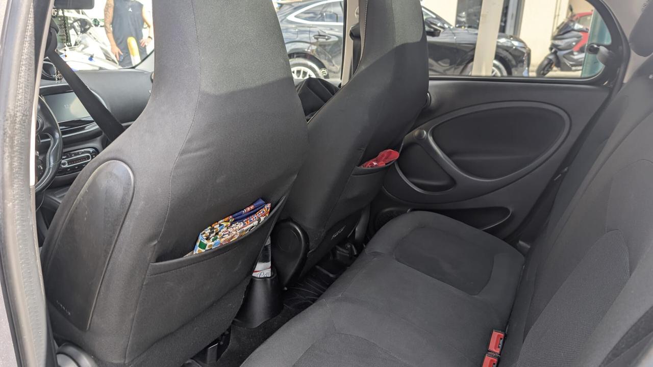 Smart ForFour BENZINA AUTOMATICA BRABUS 2018 USATO