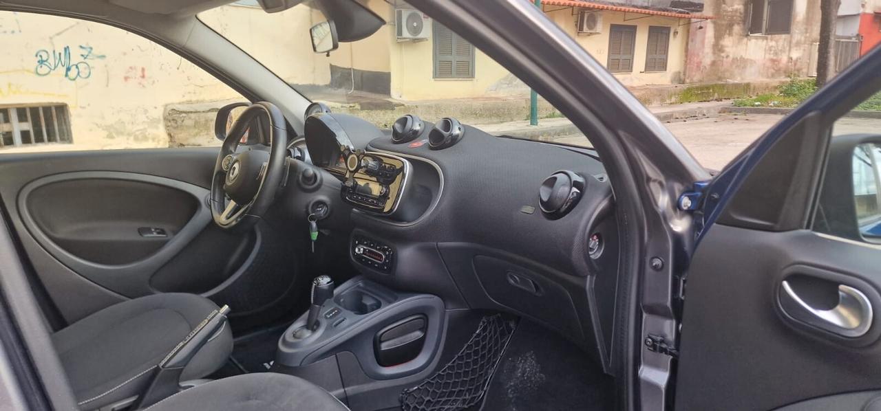 Smart ForFour 90 0.9 Turbo twinamic Brabus Style