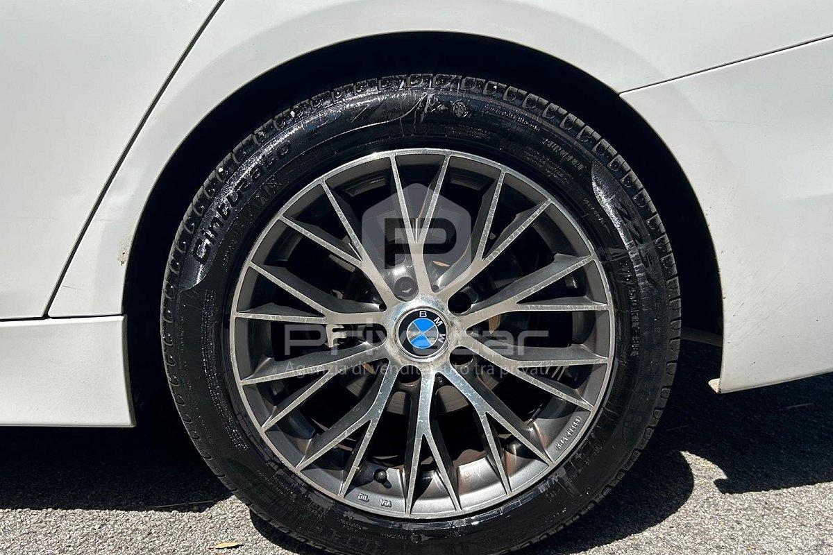 BMW 318d Touring Modern