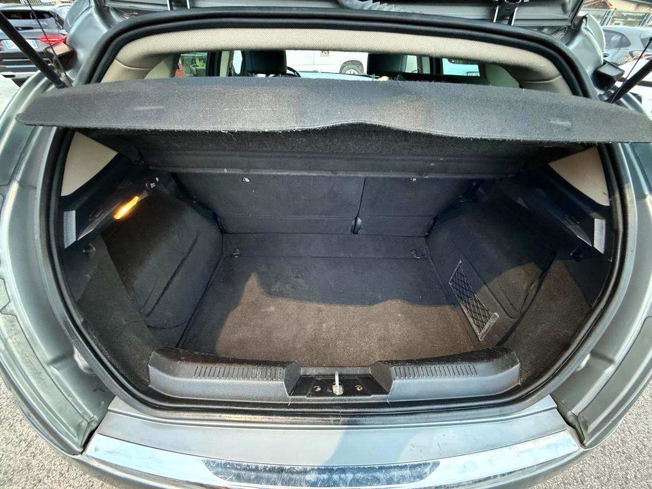 Lancia Delta 1.6 MJT 120 CV Gold