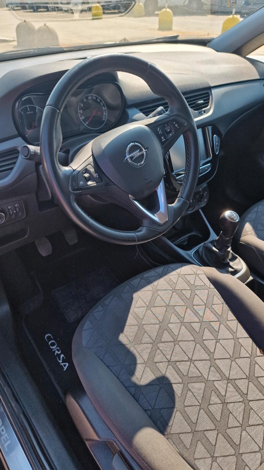 Opel Corsa 1.4 90CV 5 porte Advance