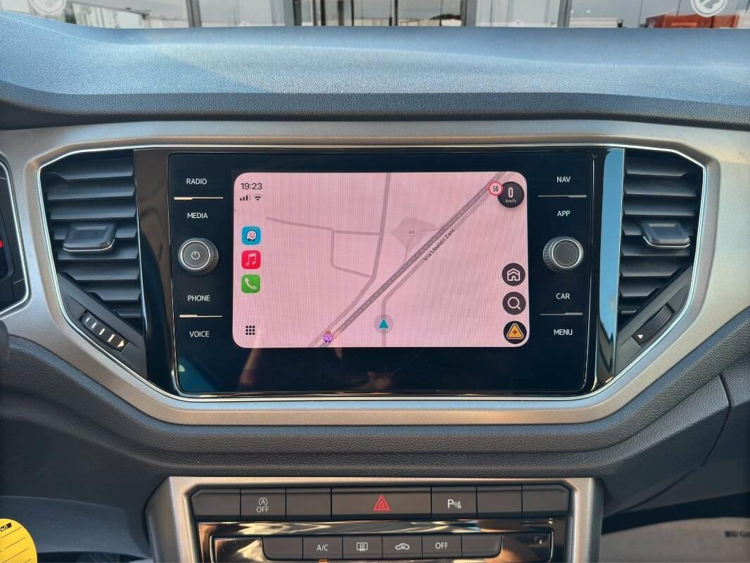 Volkswagen T-Roc 1.0 tsi Style 110cv CON CARPLAY
