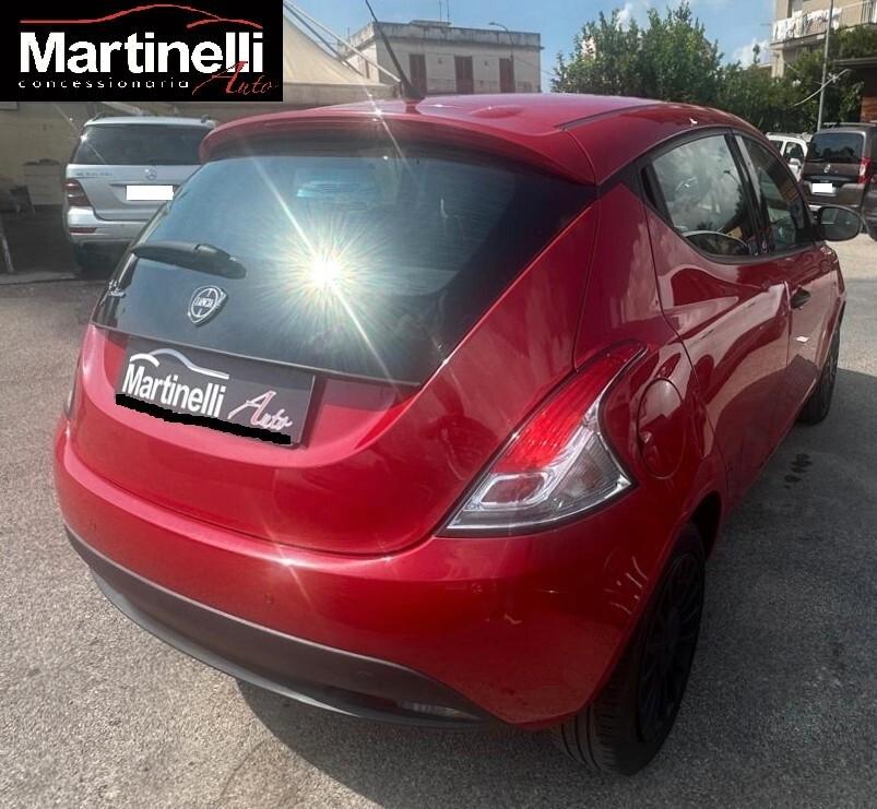 Lancia Ypsilon 1.2 69 CV 5 porte GPL Ecochic Elefantino Blu