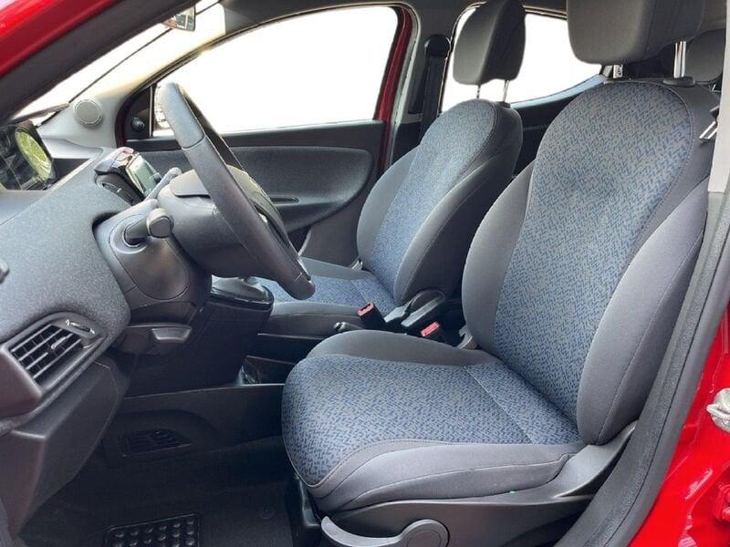 Lancia Ypsilon III 2021 1.0 hybrid Silver s&s 70cv