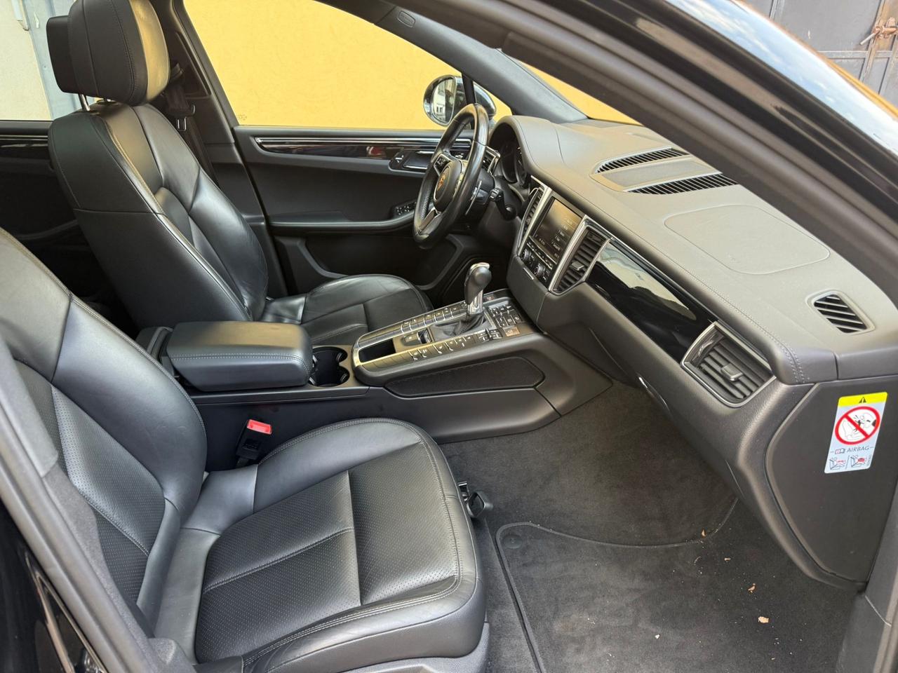 Porsche Macan 3.0 S Diesel con gancio traino