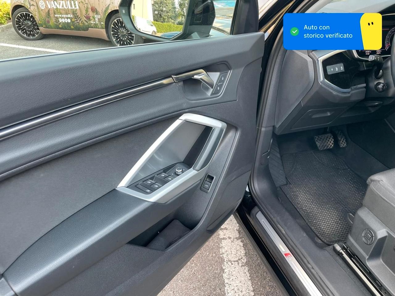 Audi Q3 35 TDI S tronic line edition