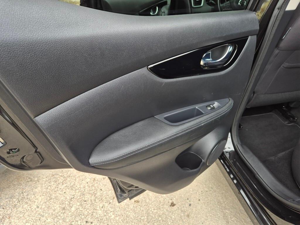 Nissan Qashqai 1.5 dCi 115CV E6 NAVI CAMERA