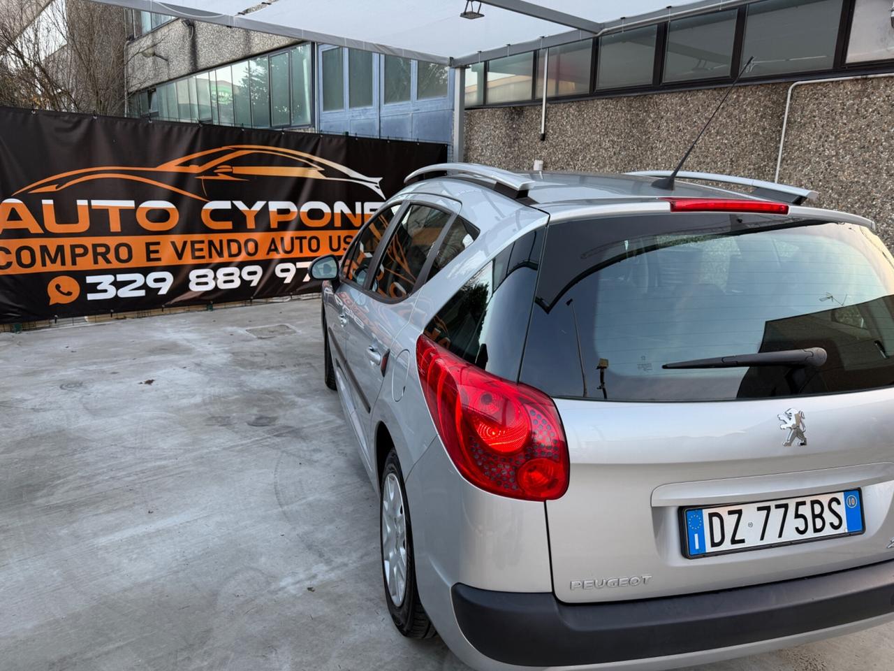 Peugeot 207 1.4 BENZINA Line ECO GPL 2030