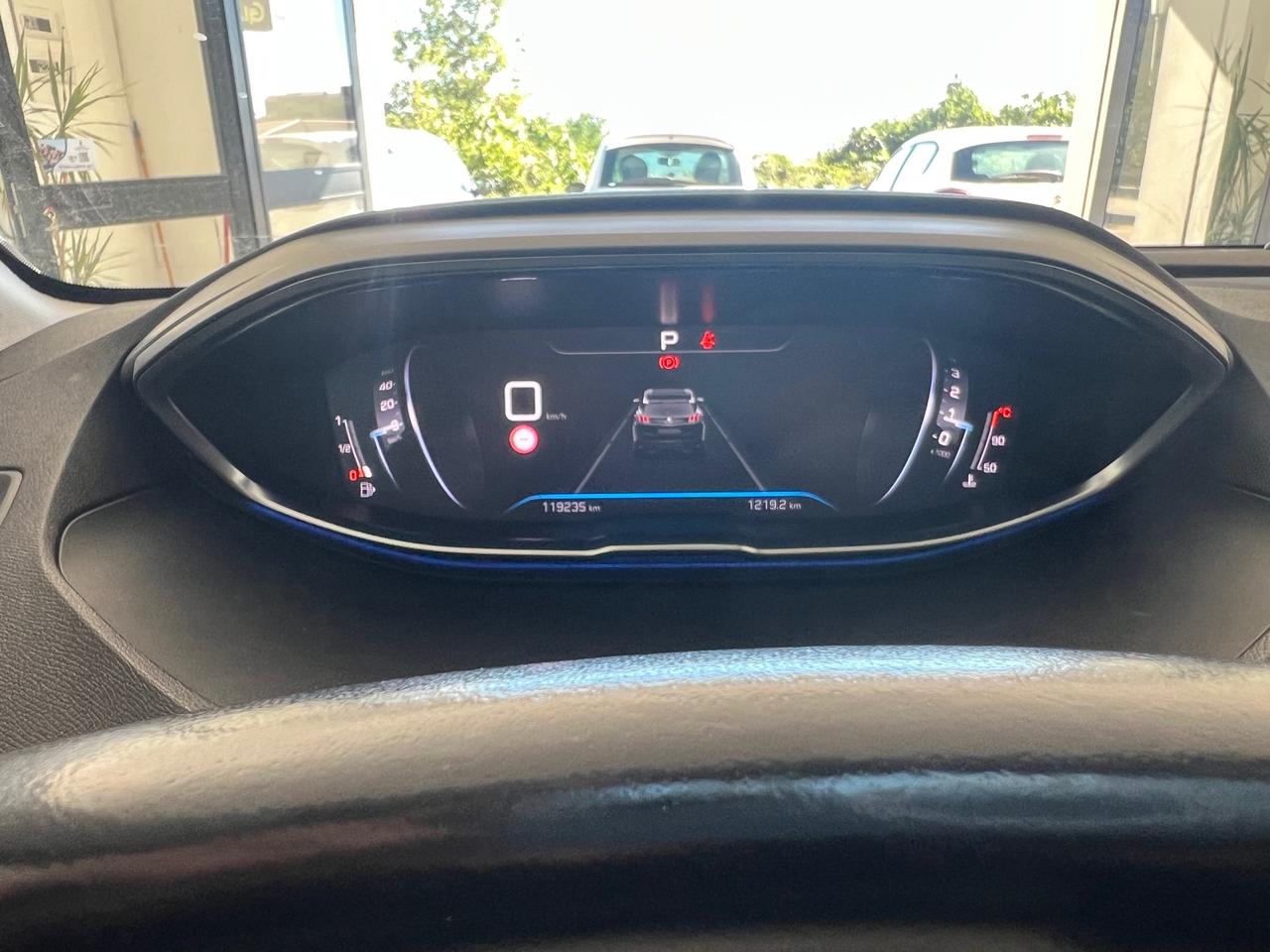 PEUGEOT 3008 BLUEHDI 130 S&S ALLURE PACK