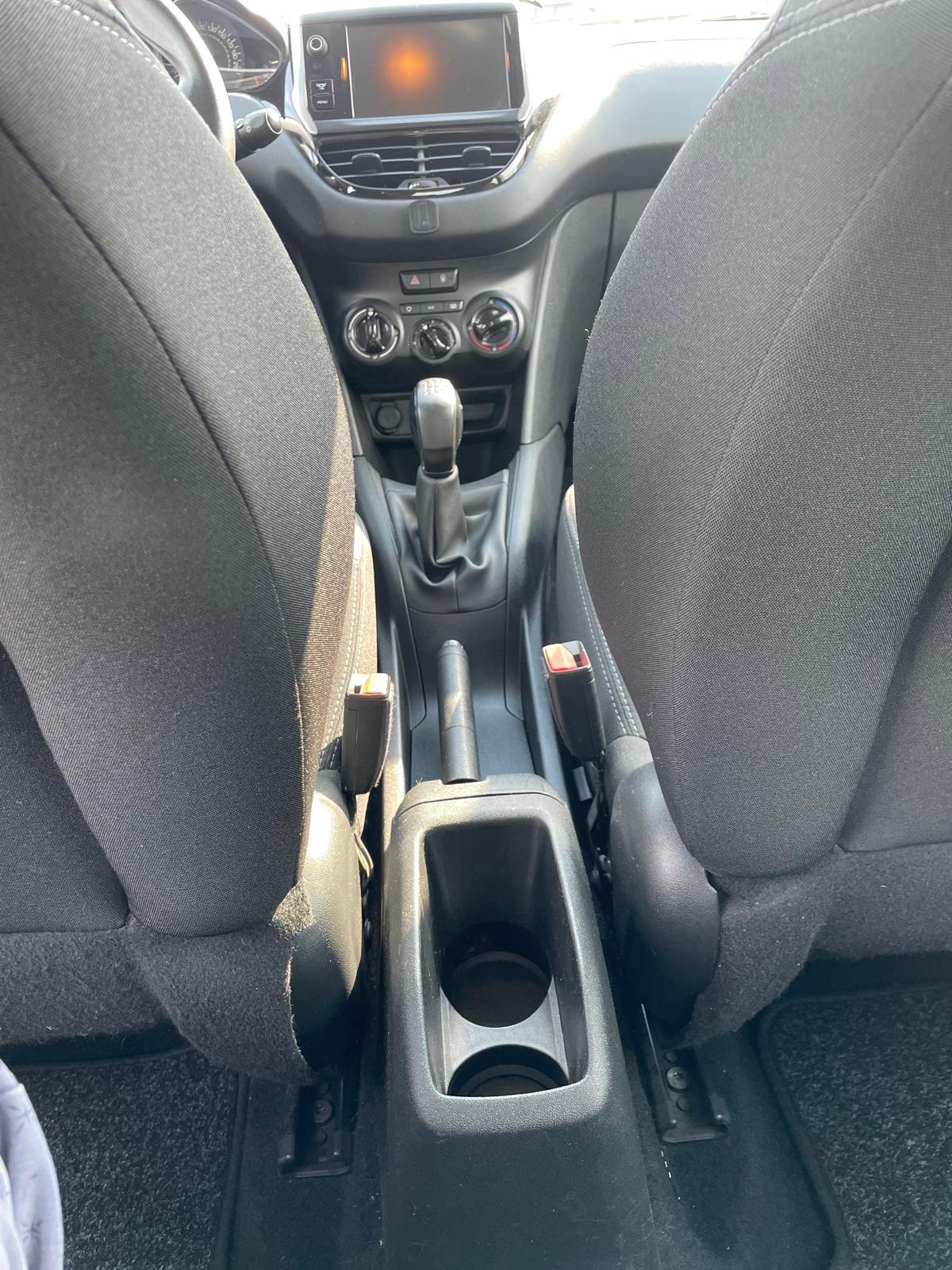 Peugeot 208 1.2 VTi 82 CV 5 porte Active sport