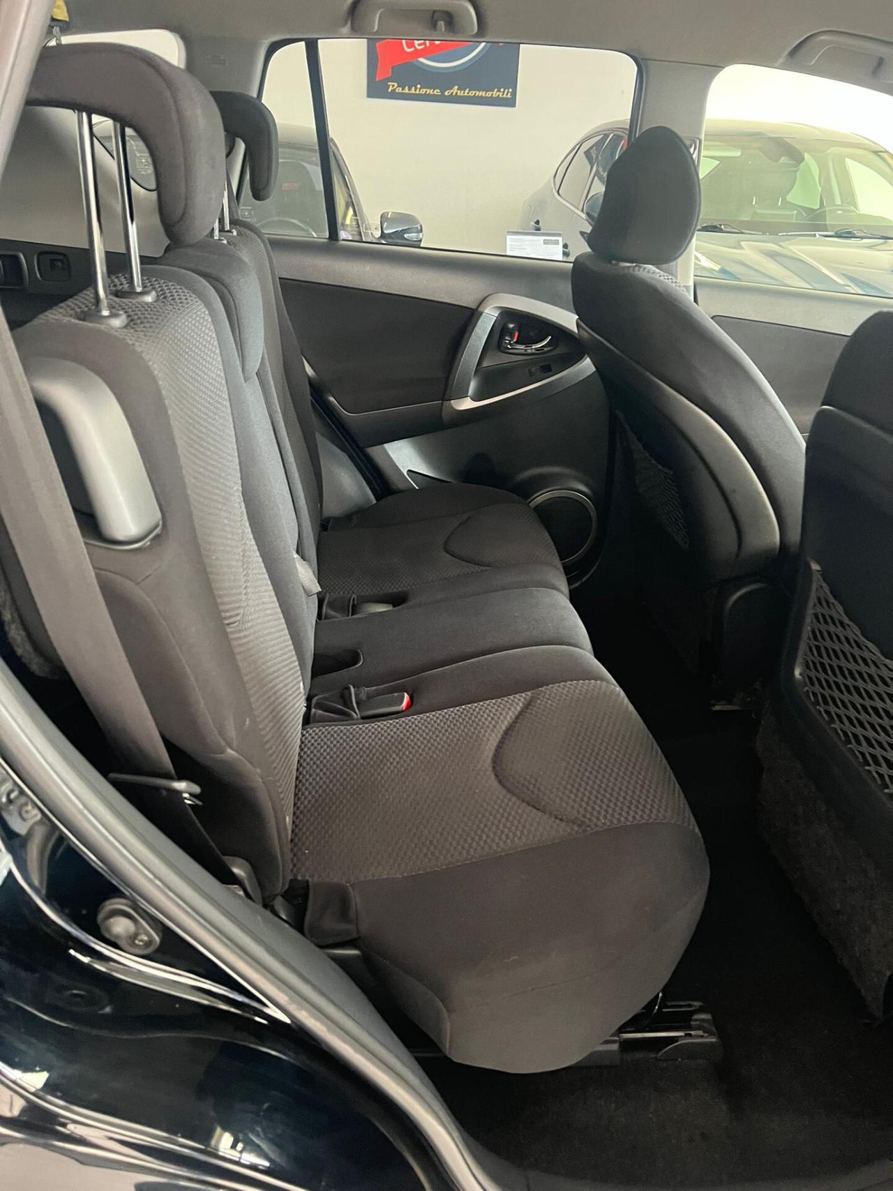 Toyota RAV 4 RAV4 2.2 D-4D 136 CV