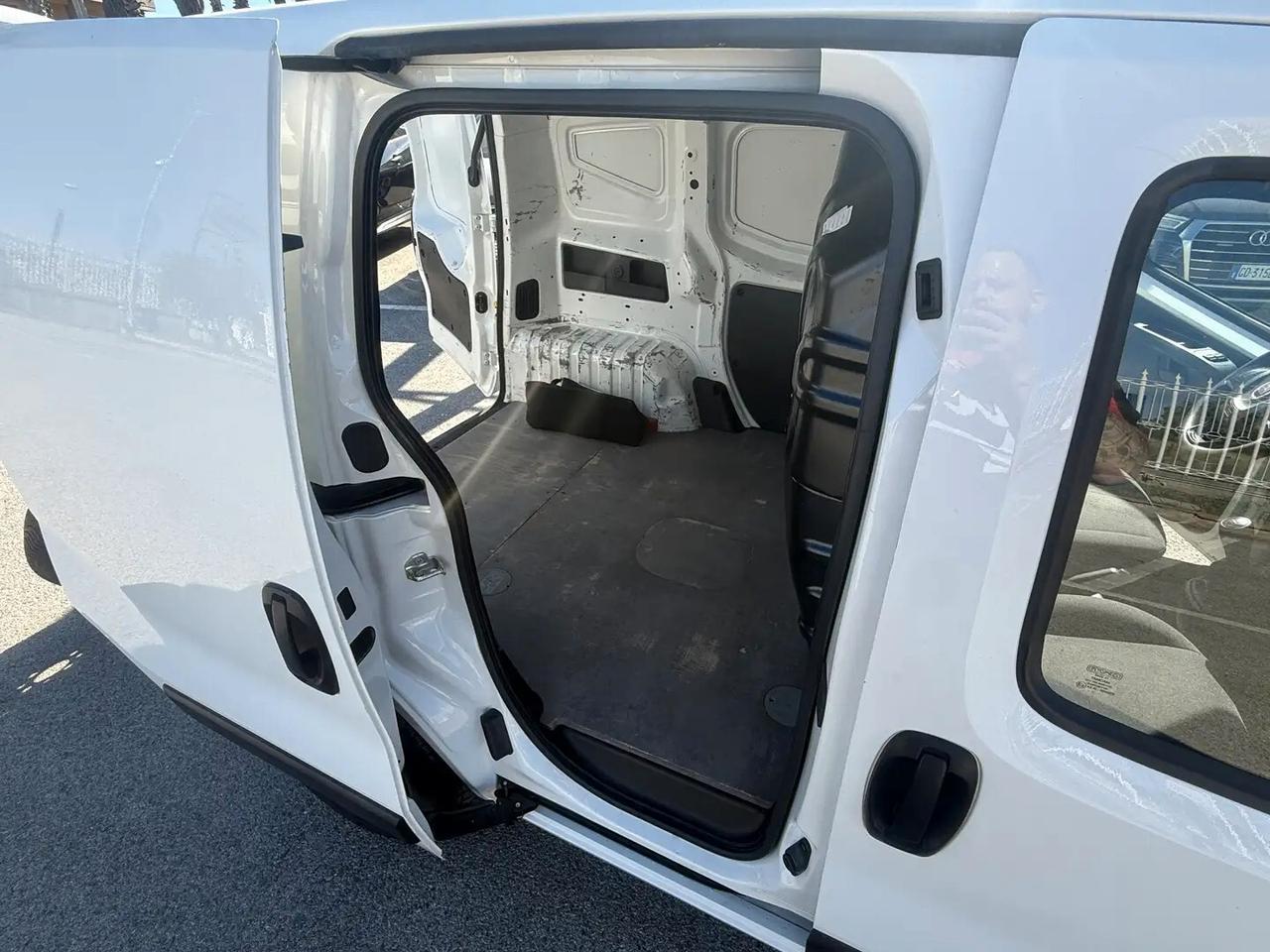 Fiat Fiorino 1.3 MJT 95CV Cargo SX
