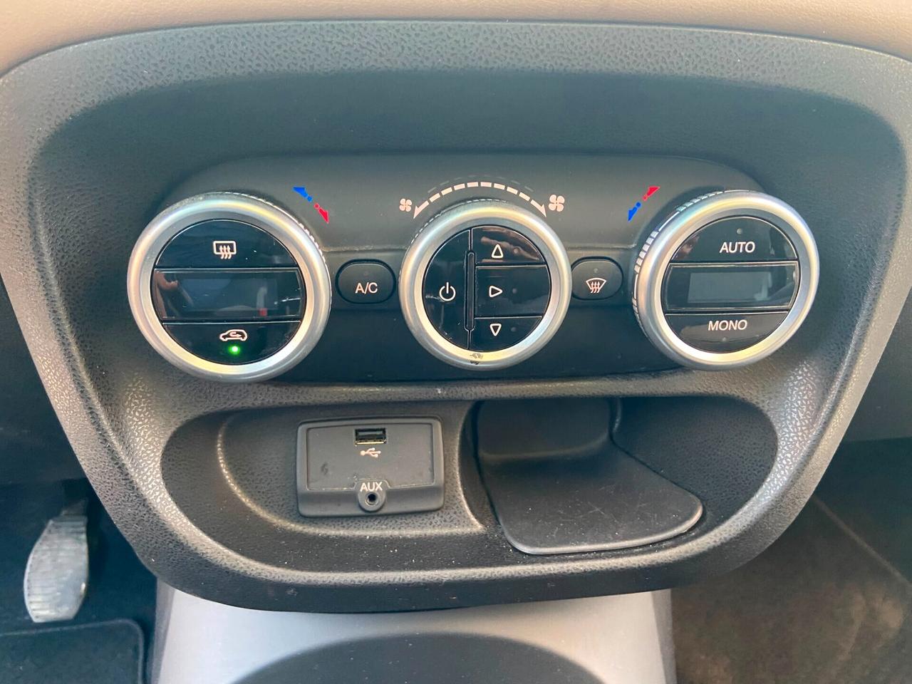 Fiat 500L 1.4 95 CV Lounge