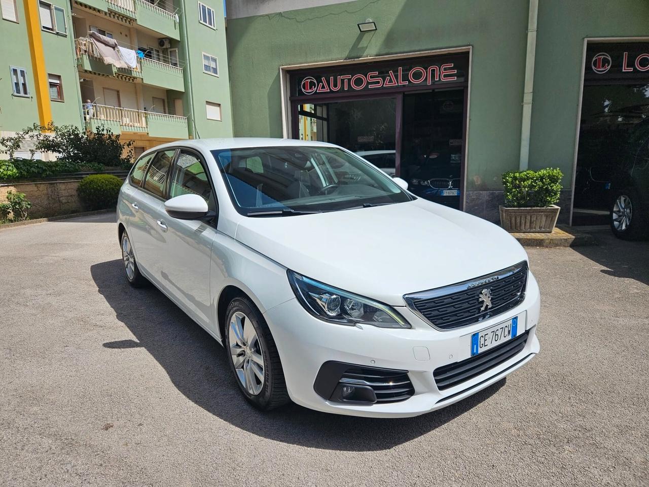 Peugeot 308 BlueHDi 130 S&S Business