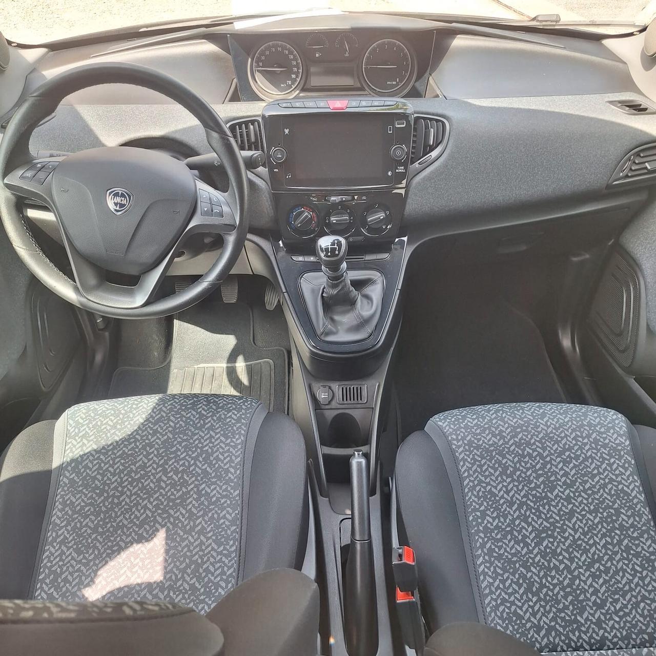 Lancia Ypsilon 1.2 69 CV 5 porte GPL Silver Plus