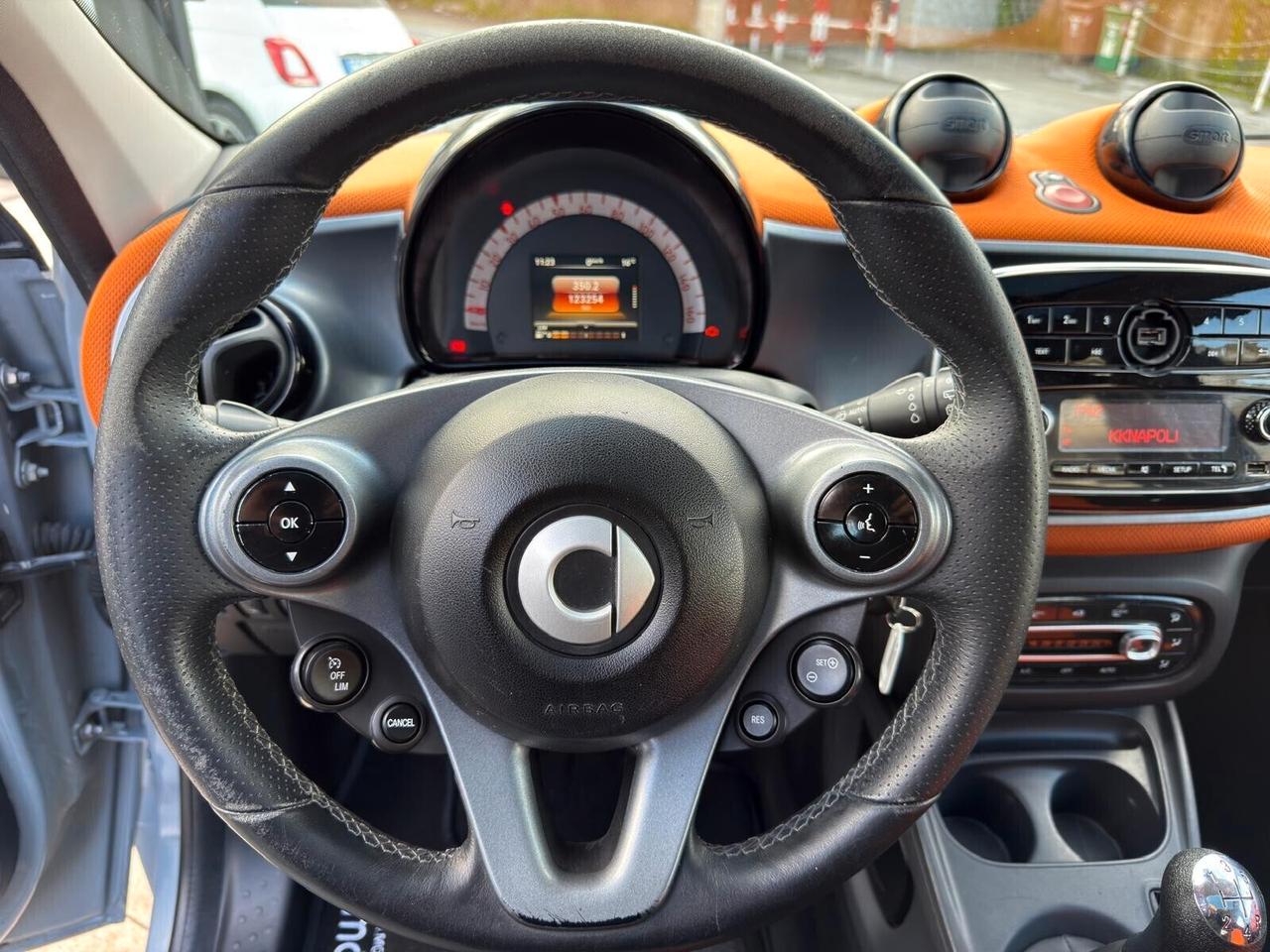 Smart ForFour 1.0 Benzina 2016 – Garanzia Shock