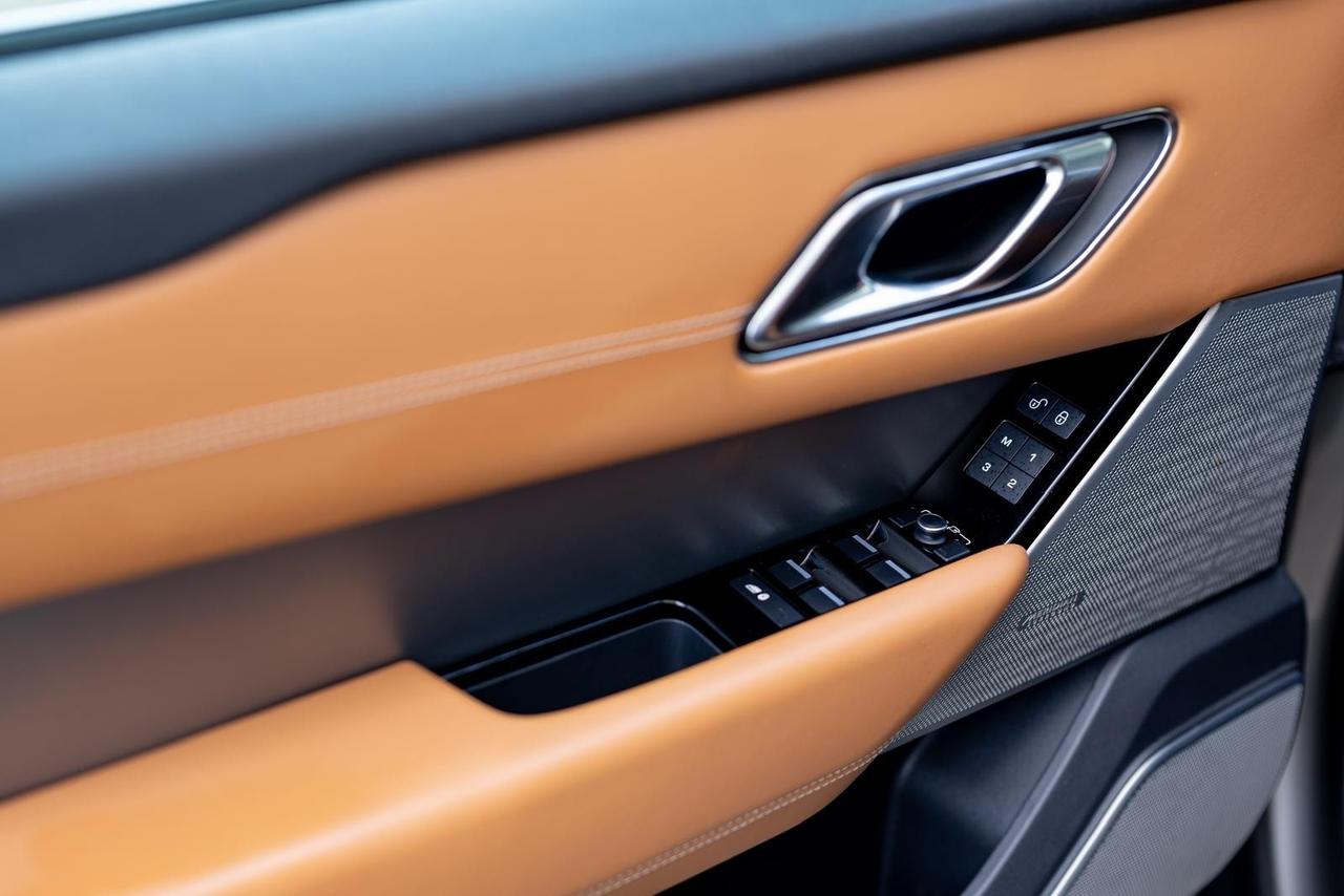 Land Rover Range Velar 2.0D I4 240 CV R-Dynamic HSE