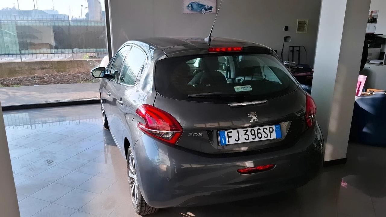 Peugeot 208 BlueHDi 100 5 porte Allure