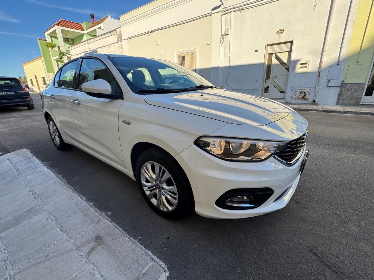 Fiat Tipo 1.3 Mjt S&S 5 porte Easy