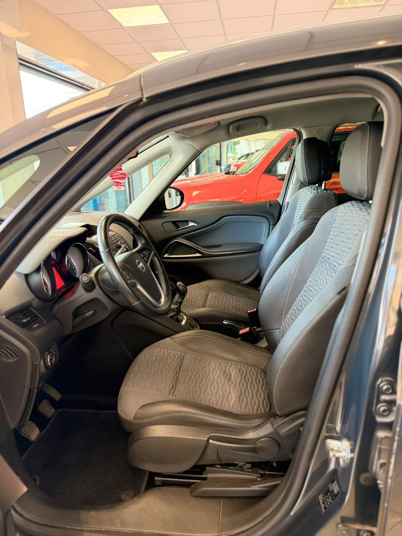 Opel Zafira Tourer 1.4 Turbo 140CV GPL Cosmo - 7 POSTI