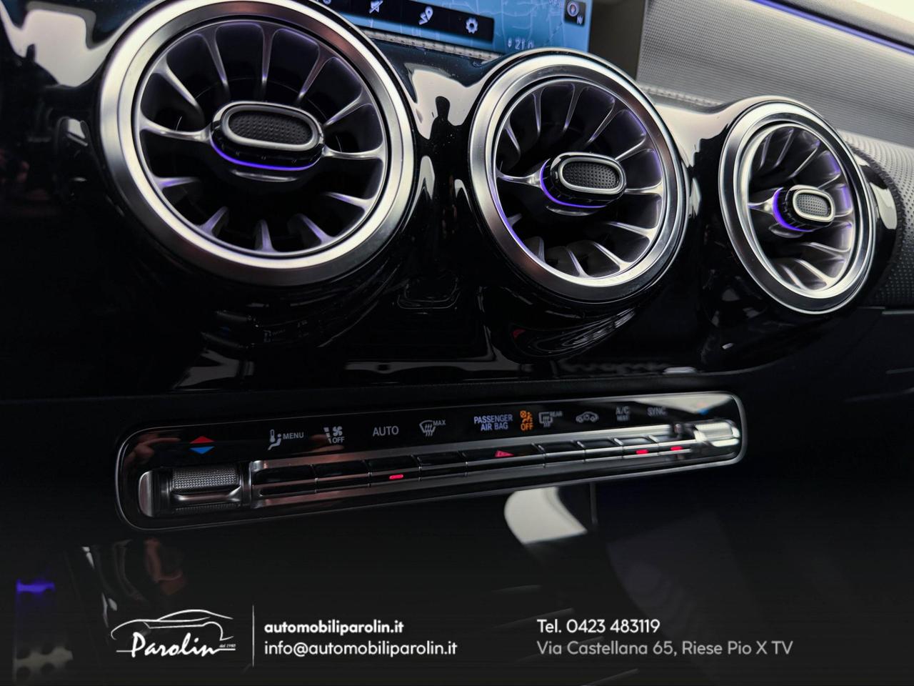 Mercedes-Benz A 180 d Premium Night Edition AMG LED