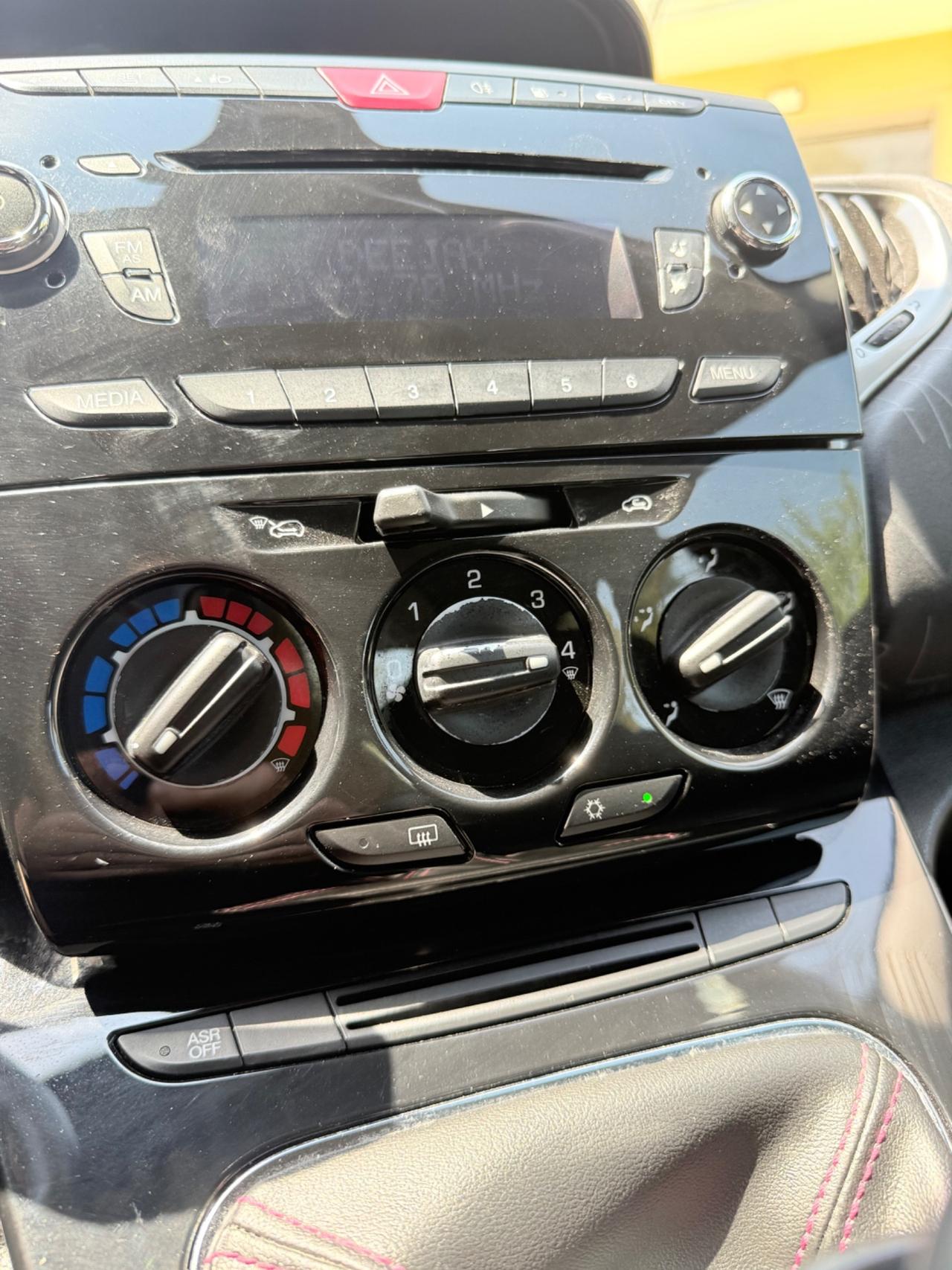 Lancia Ypsilon 0.9 TwinAir 85 CV 5 porte Metano Ecochic Gold