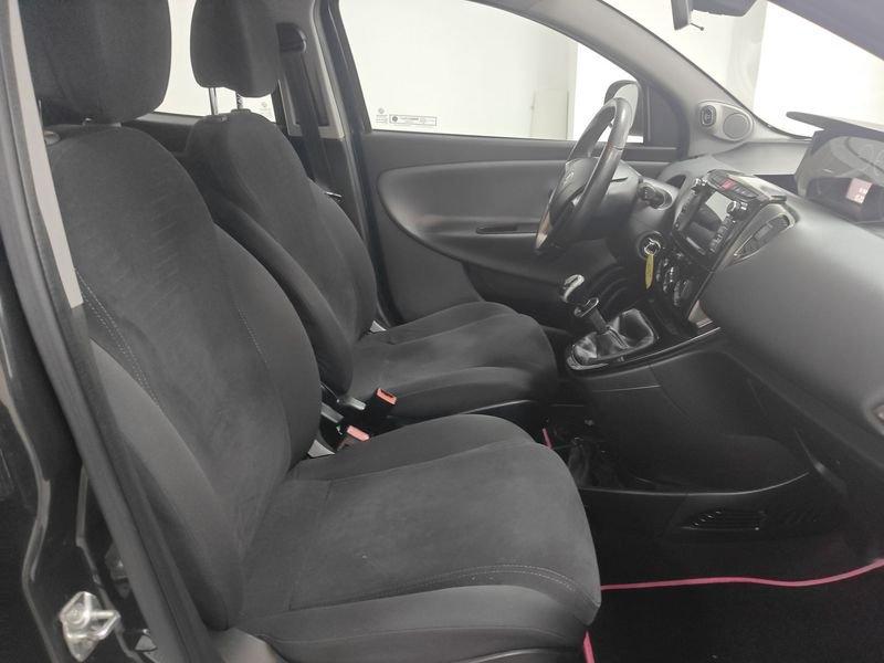 Lancia Ypsilon Ypsilon 1.2 8v Gold ecochic Gpl 69cv E6