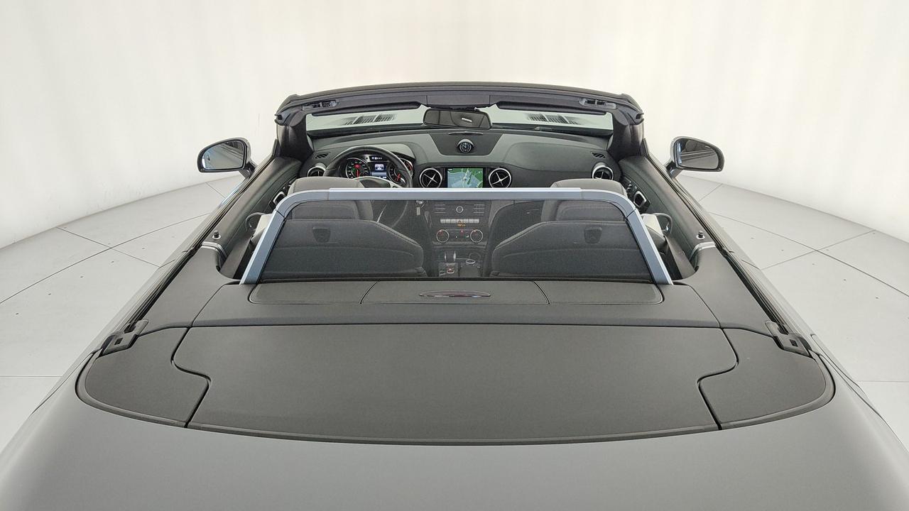 Mercedes-Benz SL 63 AMG auto