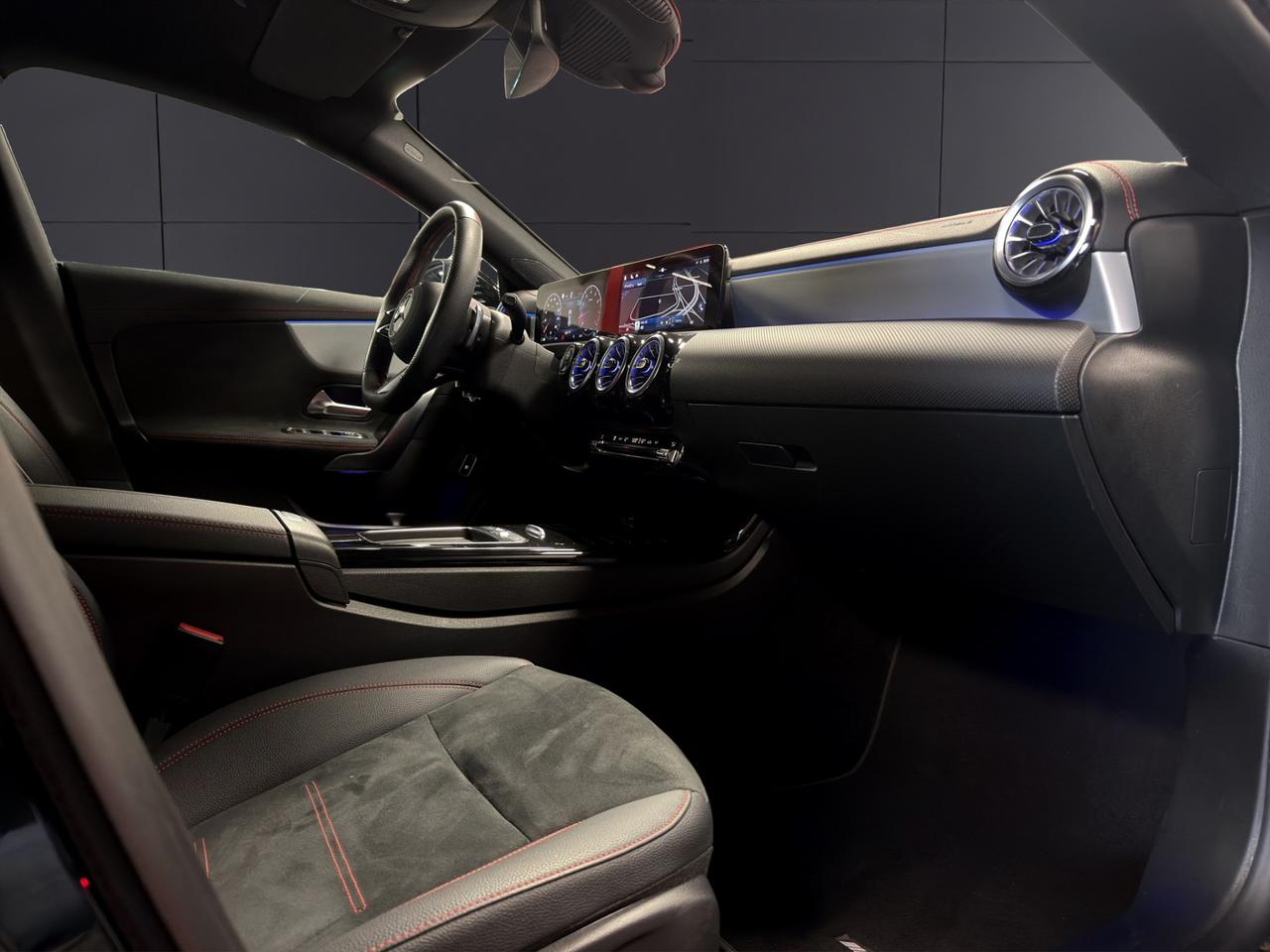 Mercedes-Benz CLA 200 200 AMG Line Premium auto