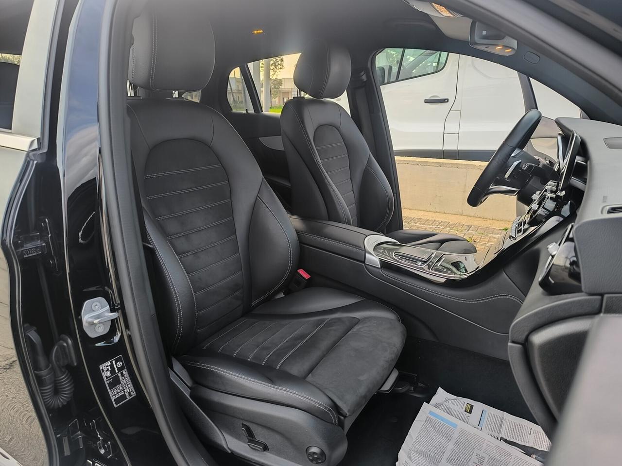 MERCEDES GLC 220 d 4MATIC COUPÉ PREMIUM AMG