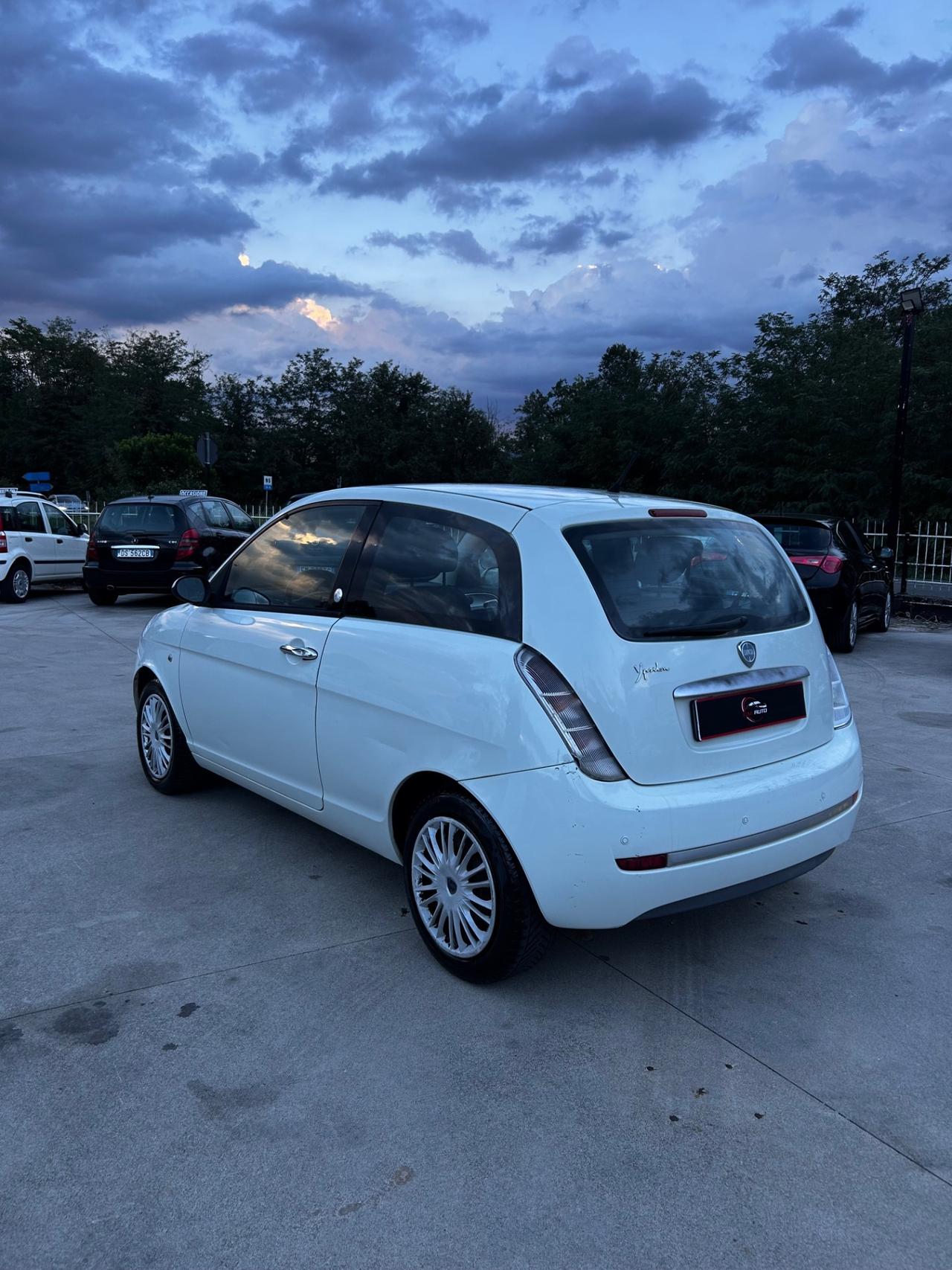 Lancia Ypsilon 1.4 E-Collection Ecochic GPL