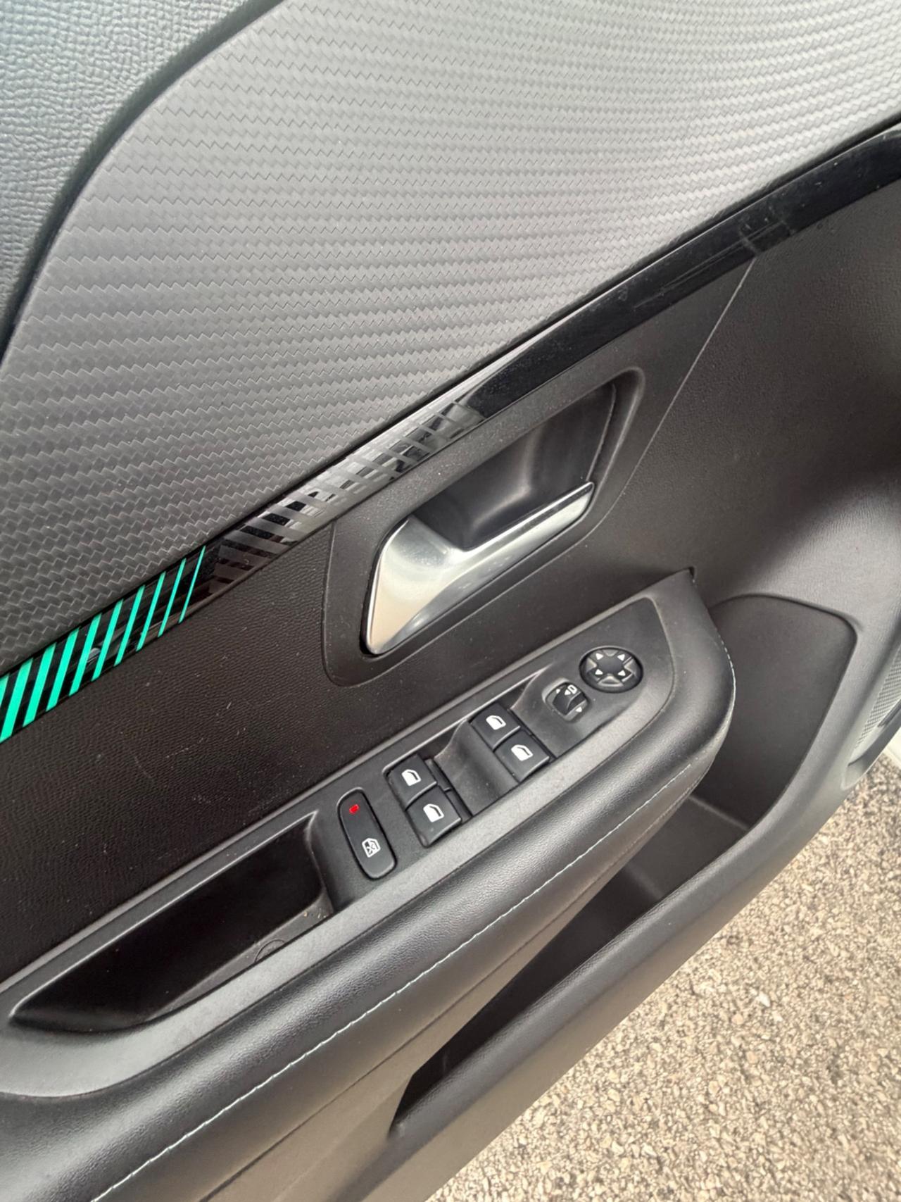 Peugeot 208 PureTech 100 Stop&Start 5 porte Allure