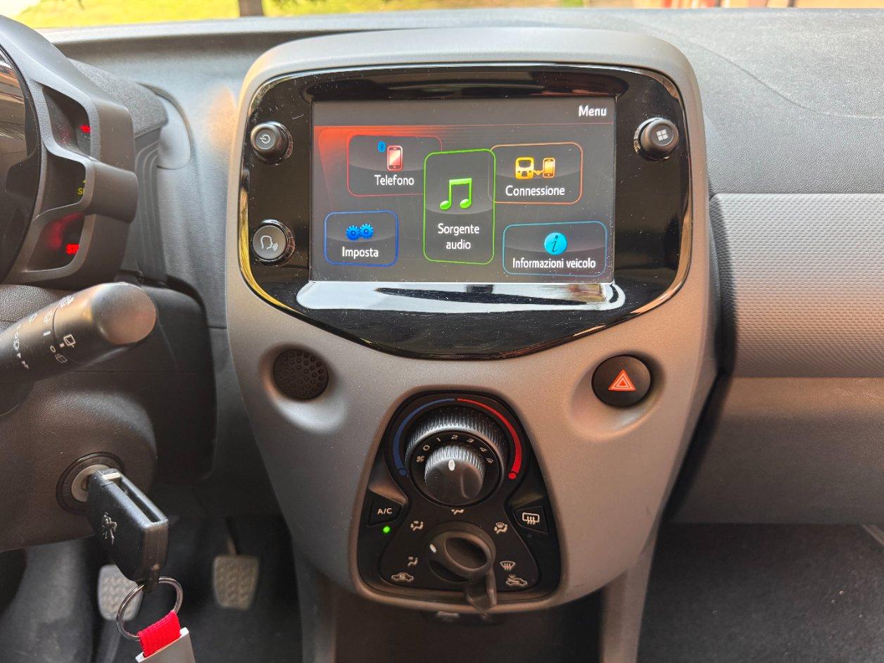 Peugeot 108 5 Porte 108 5p 1.0 vti Active