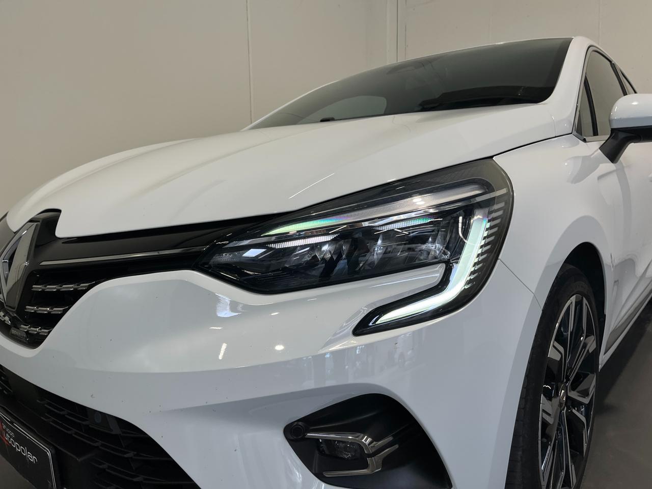 RENAULT CLIO 1.6 E-TECH HYBRID AUTO INTENS