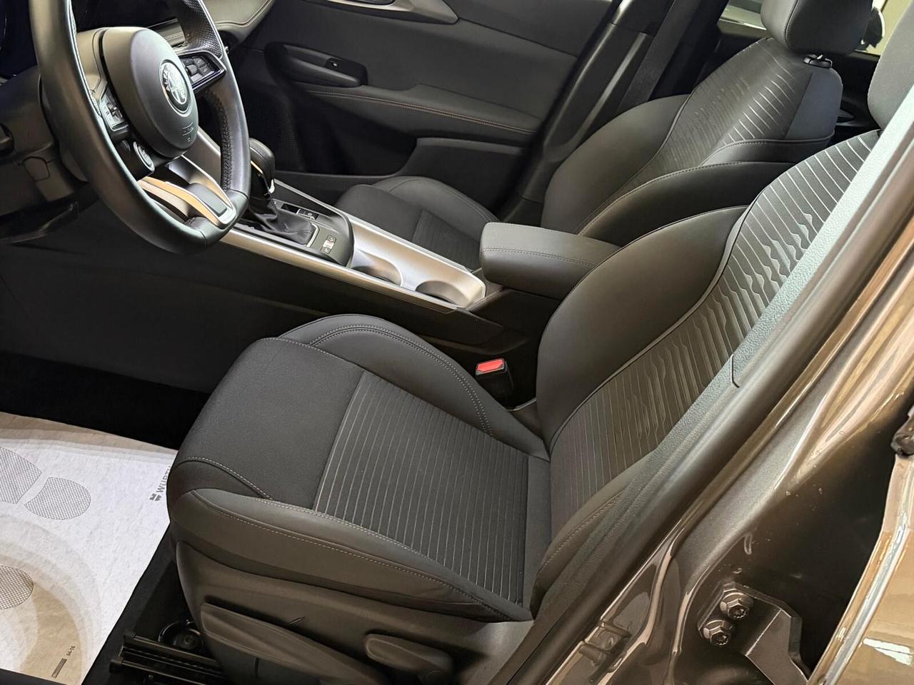 Alfa Romeo Tonale 1.6 DIESEL 130 cv. TCT6 SPRINT