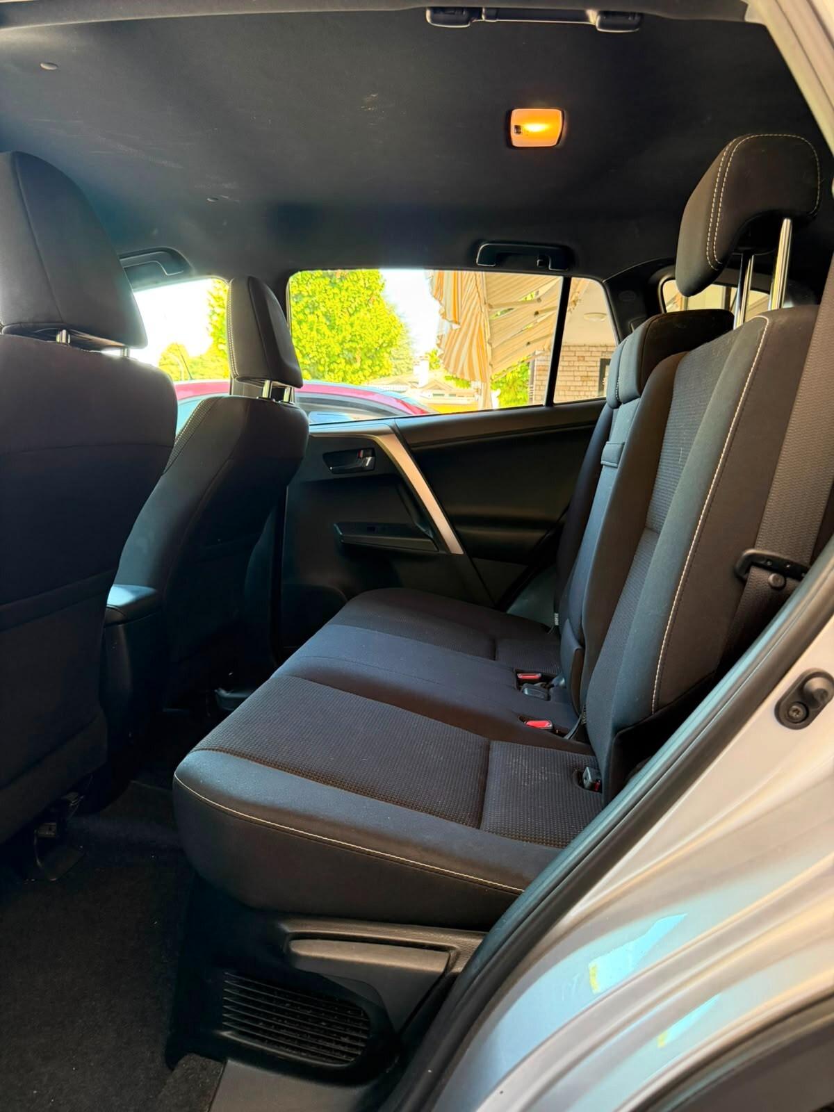 Toyota RAV 4 RAV4 2.5 Hybrid 2WD Lounge