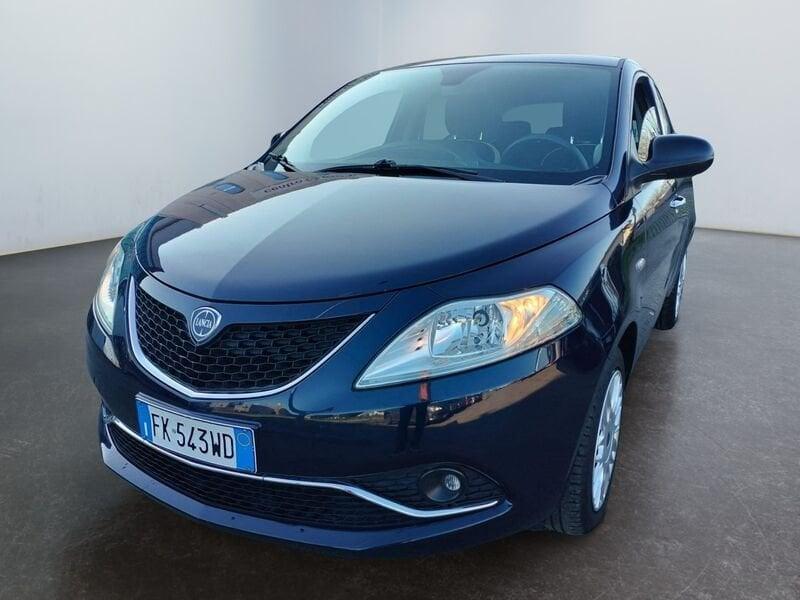 Lancia Ypsilon 1.2 69 CV 5 porte Silver