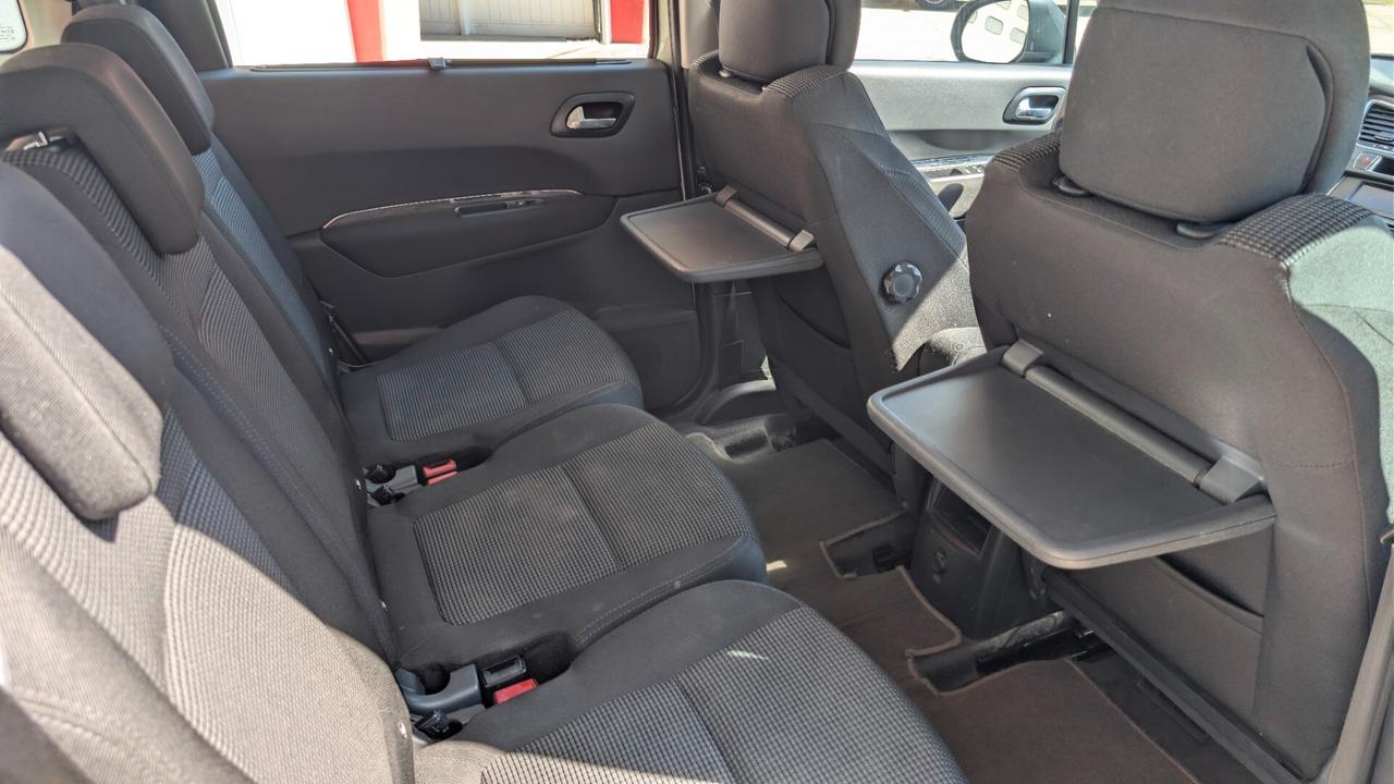 Peugeot 5008 1.6 HDi 112CV Premium