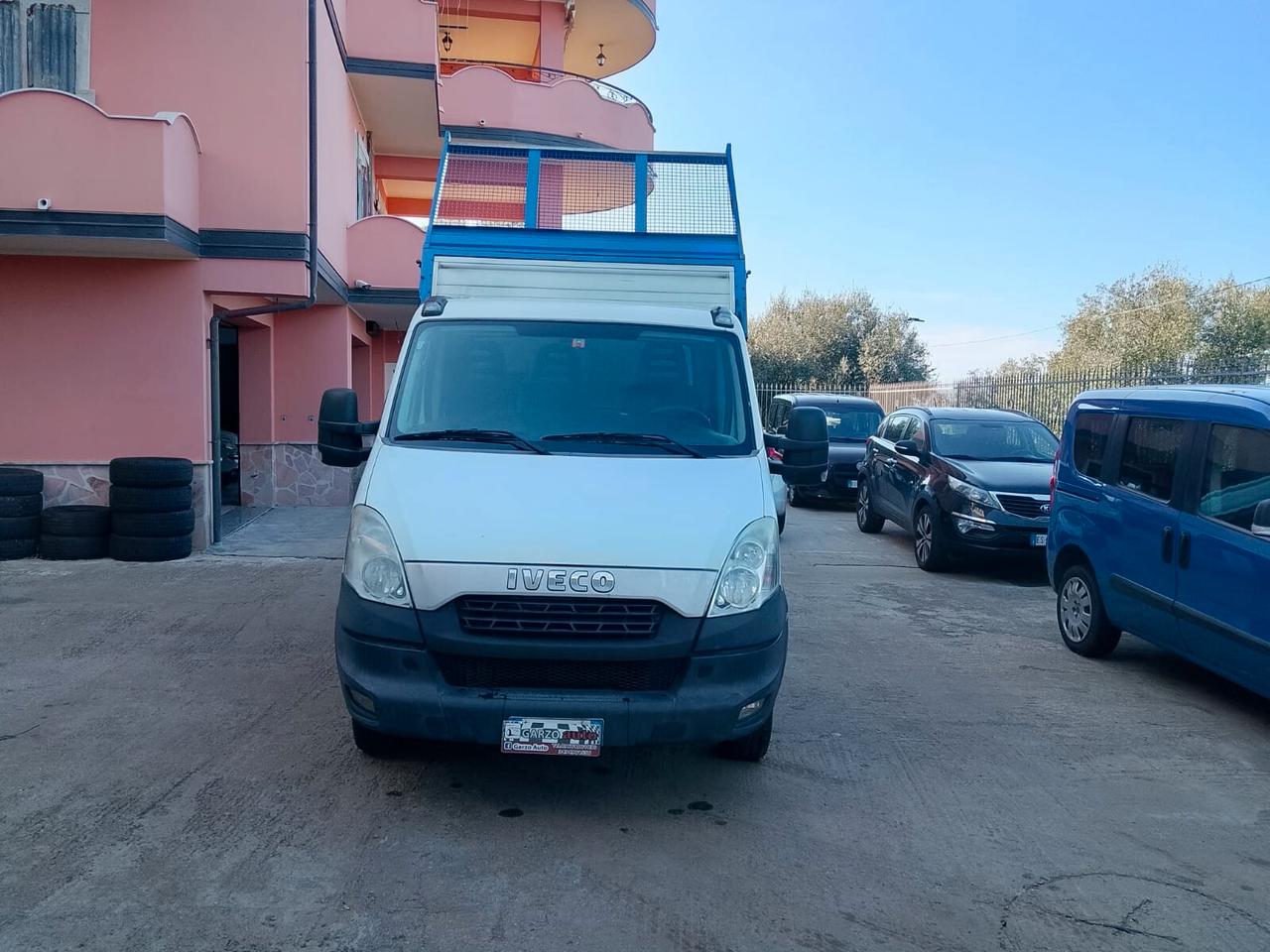 Iveco Daily 35C13 RIBALTABILE MOTORE NUOVO DI PACCO