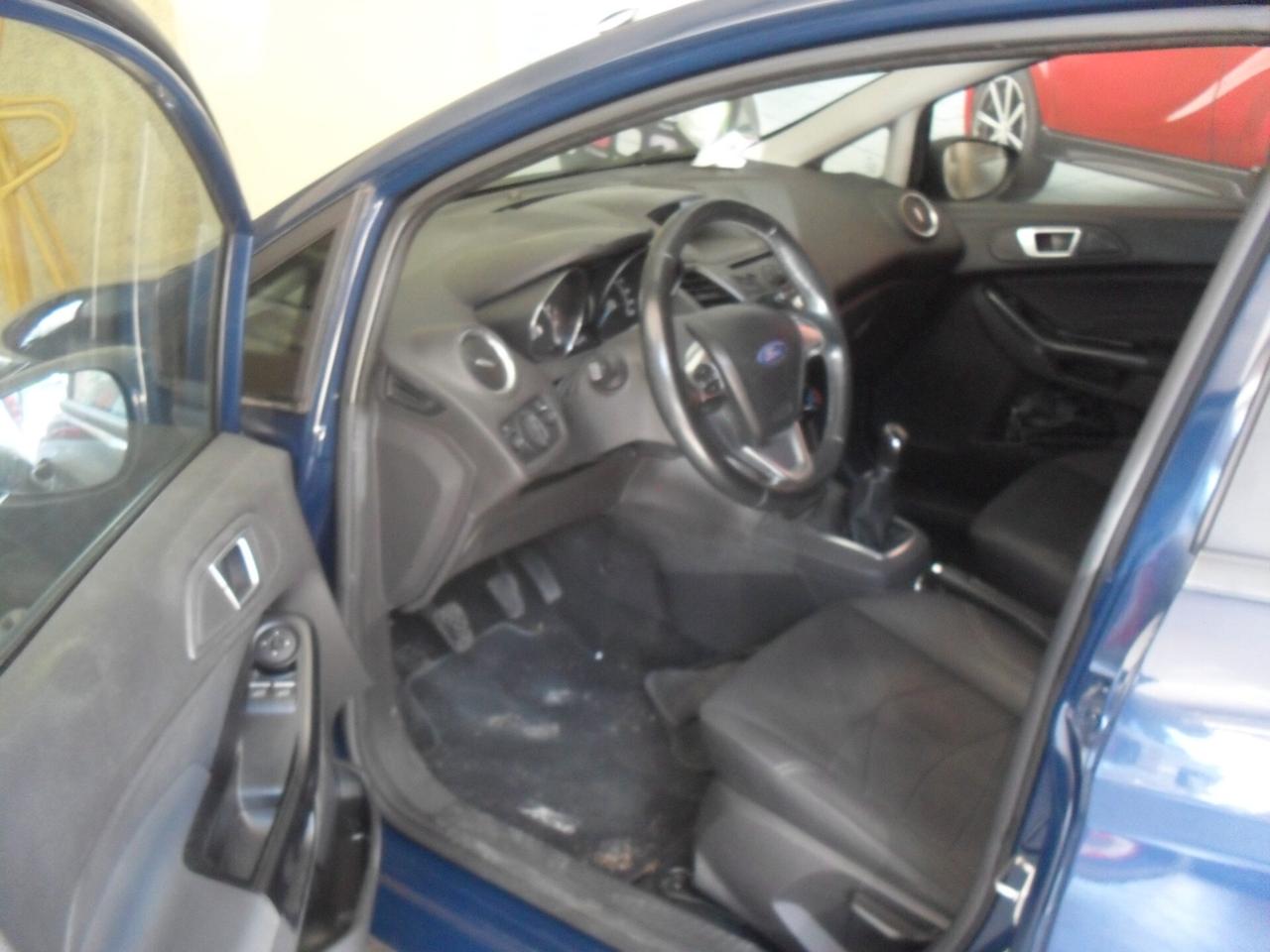 Ford Fiesta 1.4 5 porte Bz.- GPL