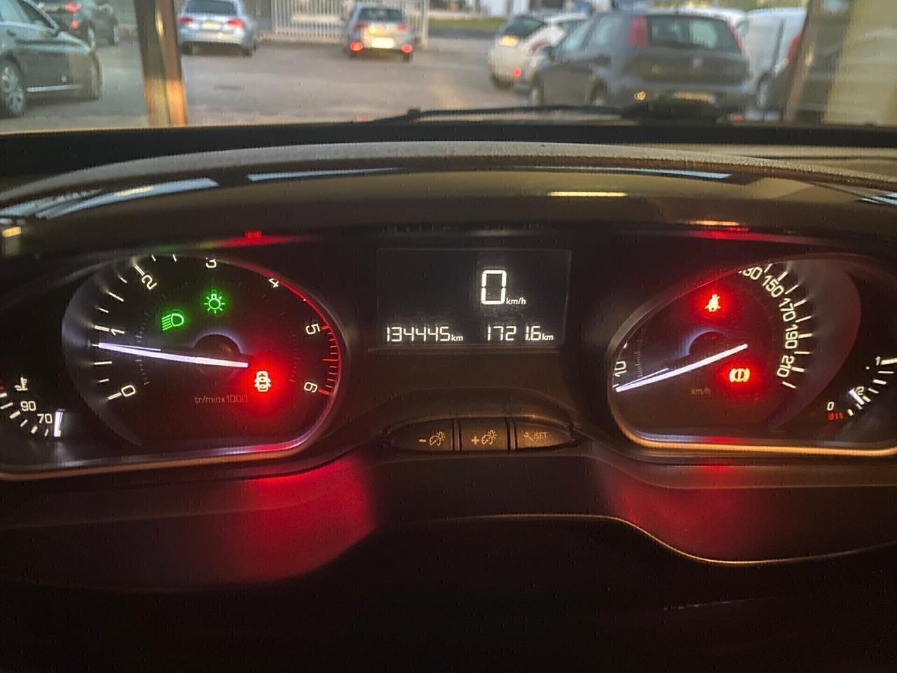 Peugeot 2008 BlueHDi 75 Active