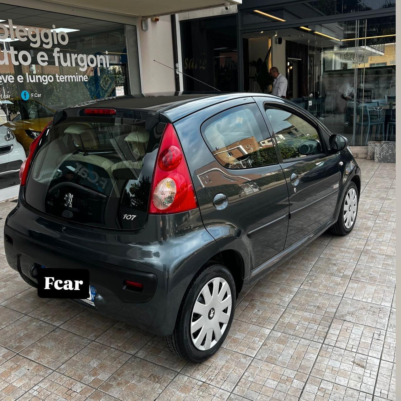 Peugeot 107 1.0 68CV 5p. Sweet Years NEOPATENTATI