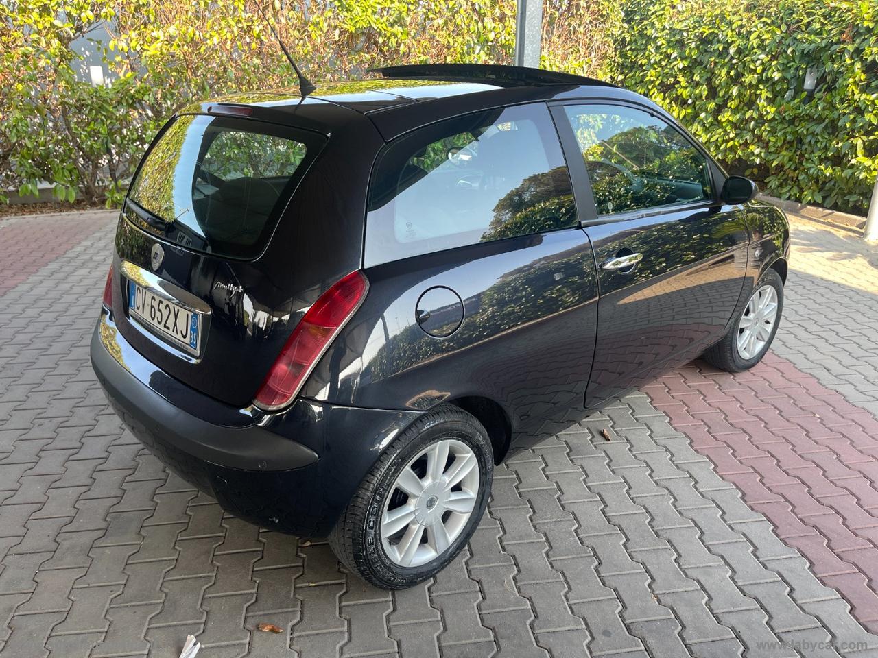 LANCIA Ypsilon 1.3 MJT 16V Argento