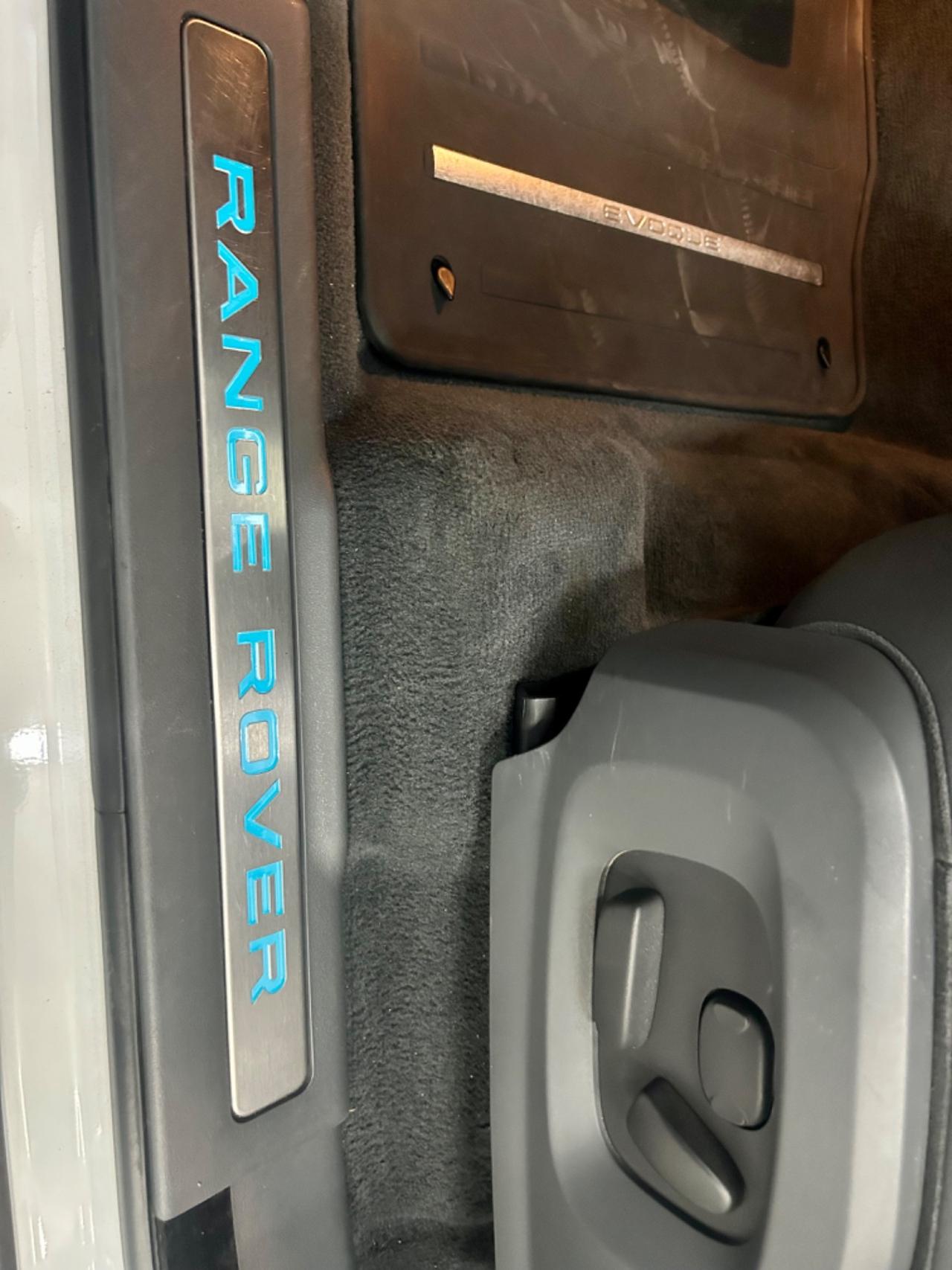 Range Evoque 2.2 190 cv Edition R Dynamic FINANZIABILE